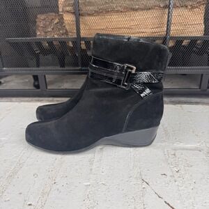 Clark's Active Air Faux Suede‎ Leather Upper Black Ankle Zip Boots Size 9M